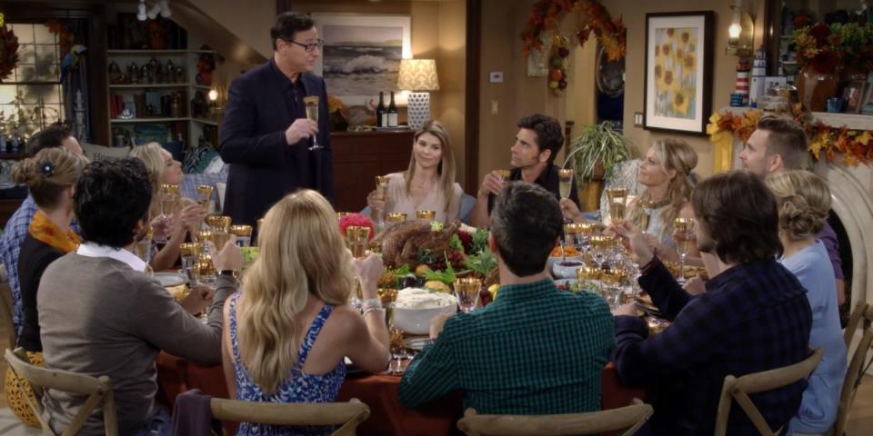 "Fuller Thanksgiving" — Fuller House (Season 2, Episode 6)