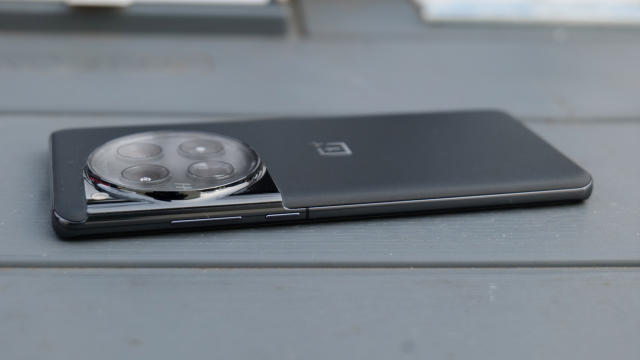 OnePlus 12: Does the new flagship keep pace with other brands? -  OnlineKhabar English News