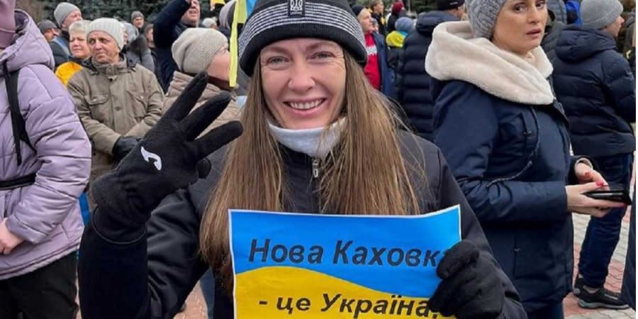 Iryna Petrova at a peaceful rally in Nova Kakhovka