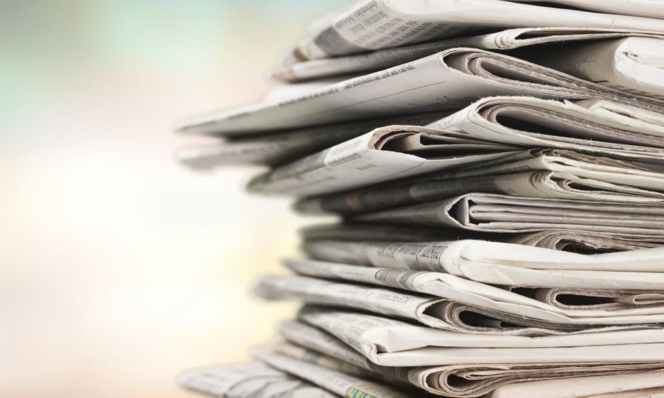 <p>Als Igel-Hotelier kann man nie genug Zeitungspapier im Haus haben. Sie sollten seine gesamte Box damit auslegen und es so gut wie täglich wechseln, um diese sauber zu halten. (Bild: iStock/artisteer)</p> 