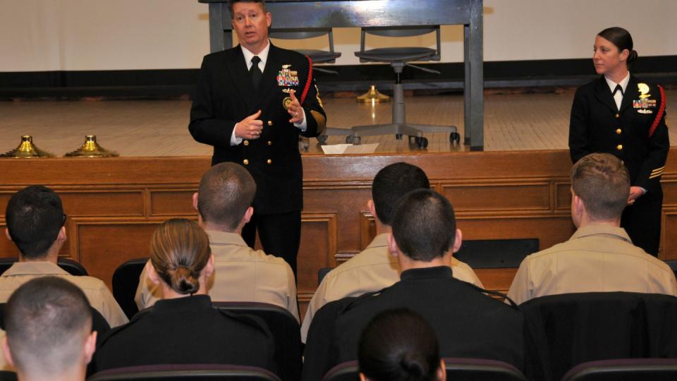 ROTC midshipmen at Northwestern University listen to speakers about the working relationship chiefs and officers need to have in a command. (Scott A. Thornbloom/U.S. Navy)