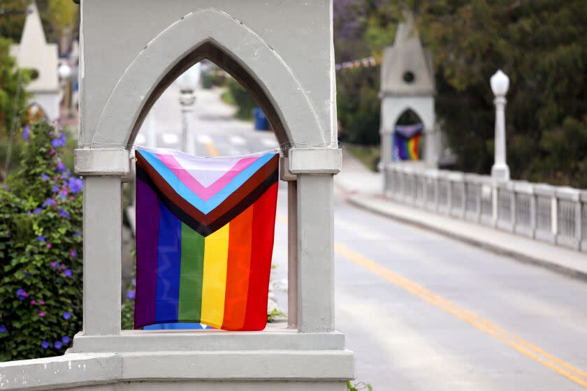 LOS ANGELES, CA - JUNE 15: Shakespeare Bridge in Los Feliz on Thursday, June 15, 2023 in Los Angeles, CA. Someone is stealing pride flags from Shakespeare Bridge but the neighborhood association keeps putting them back up. (Gary Coronado / Los Angeles Times)