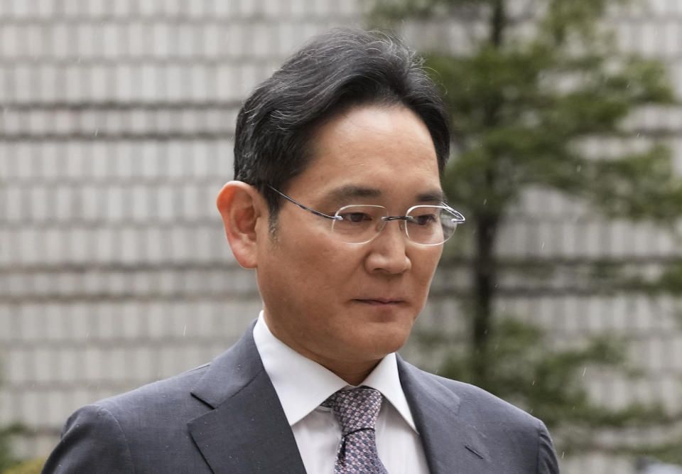 Samsung Electronics Chairman Lee Jae-yong arrives at the Seoul Central District Court in Seoul, South Korea, Monday, Feb. 5, 2024. A Seoul court acquitted Lee of financial crimes. (AP Photo/Ahn Young-joon)