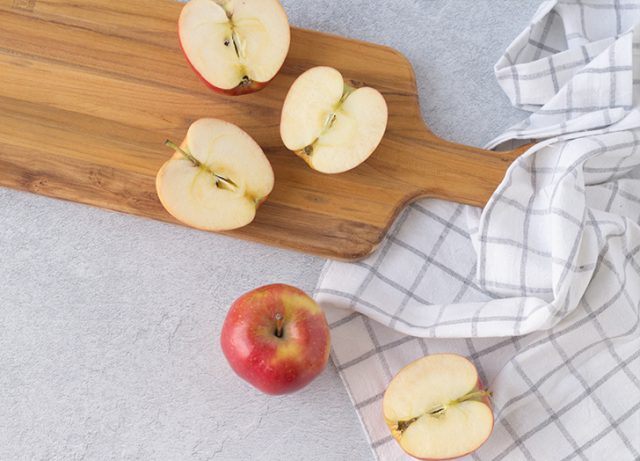 How Long Do Apples Last in the Fridge? - Platter Talk