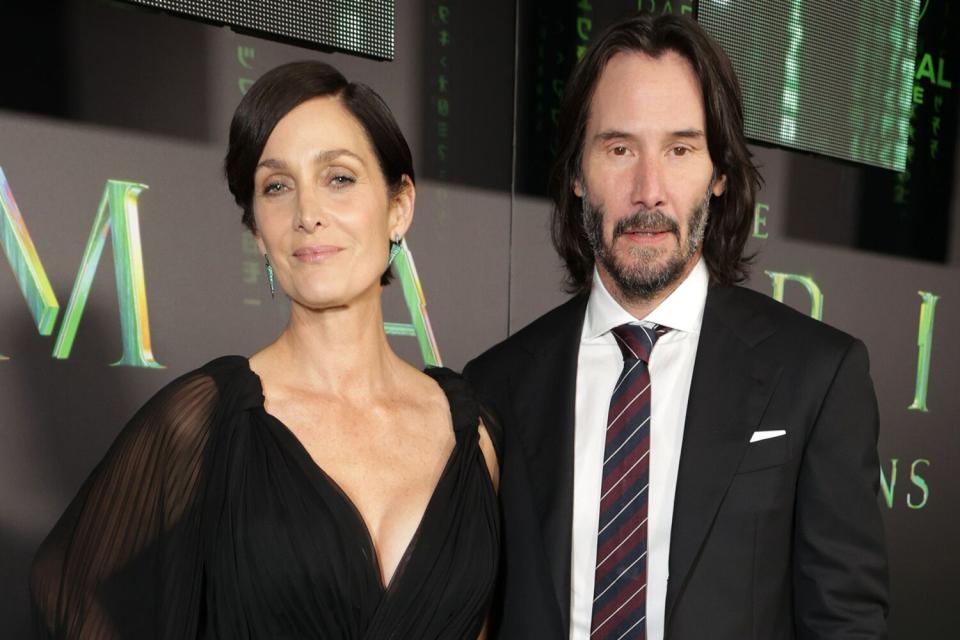 Carrie-Anne Moss, Keanu Reeves