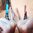 <p>Ganz schön geeky: Da haben sich zwei ‘Star Wars’-Fans gesucht und gefunden.<br>(Foto: Instagram/@kayjaytay) </p>