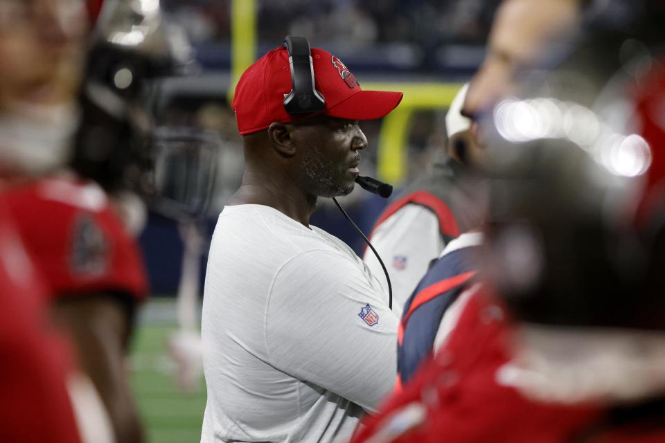 Tampa Bay Buccaneers head coach Todd Bowles watches play against the Dallas Cowboys in the second half of a NFL football game in Arlington, Texas, Sunday, Sept. 11, 2022. (AP Photo/Michael Ainsworth)