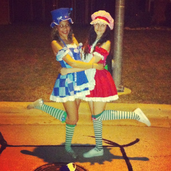 20 costume ideas for best friends, because obviously you guys need to match for Halloween