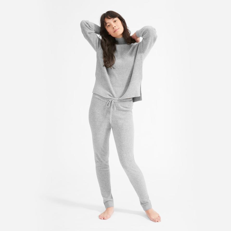 Everlane The Cashmere Sweatpant in heather grey