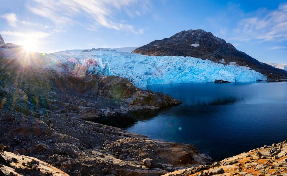 A photo of a glacier in Greenland.