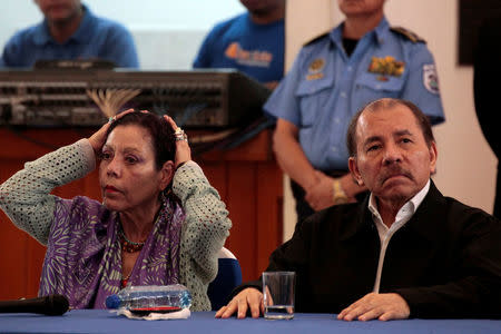 Nicaragua's President Daniel Ortega with Vice-President Rosario Murillo attend first round of dialogue after a series of violent protests against his government in Managua, Nicaragua May 16,2018.REUTERS/Oswaldo Rivas