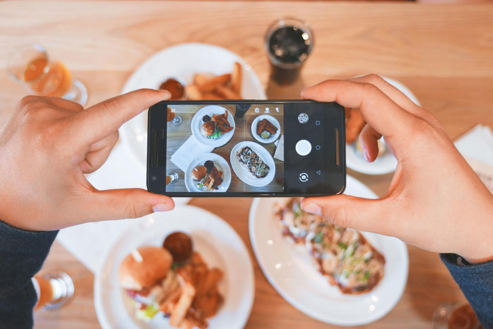 You should delete your food pics from Instagram (no, seriously, it’s for such a good reason)