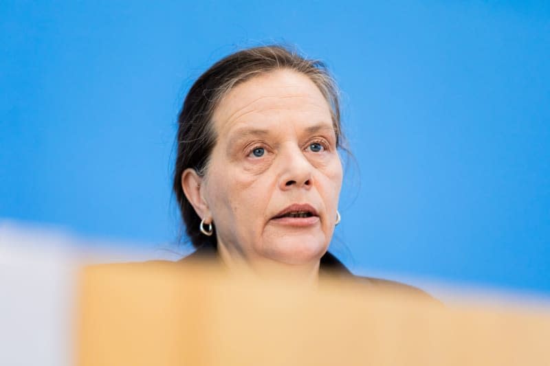 Ruth Brand, German Federal Returning Oficer, speaks at a press conference. Christoph Soeder/dpa