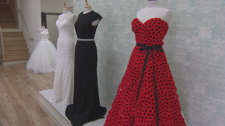 Poppy dresses fight Christmas creep, honour Remembrance Day