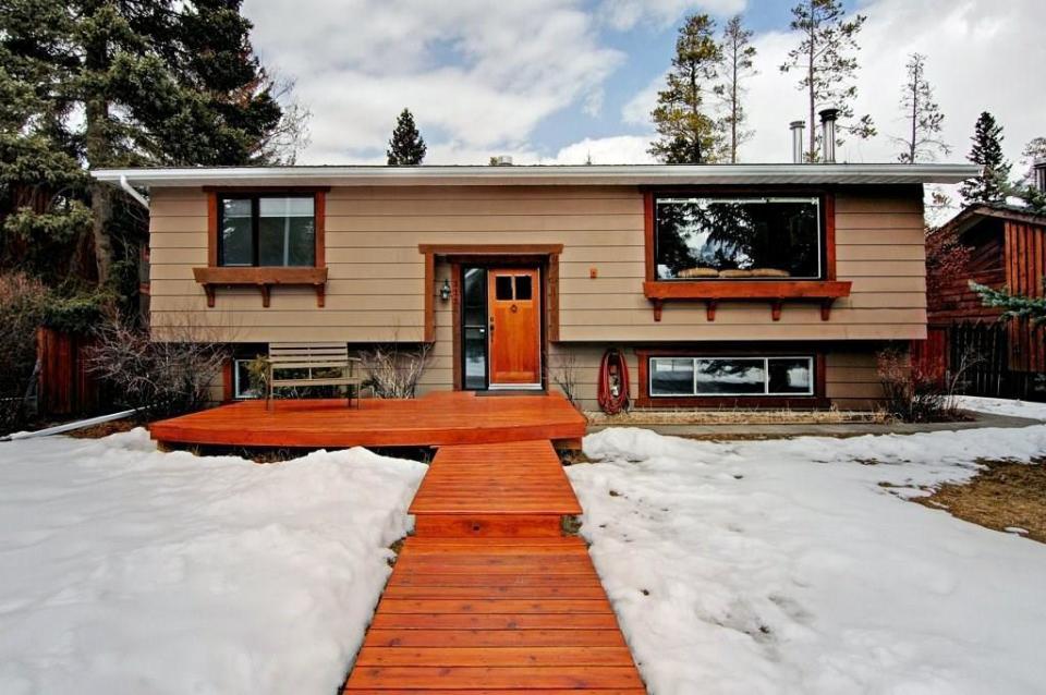 What a $1 million home looks like in Canada this week