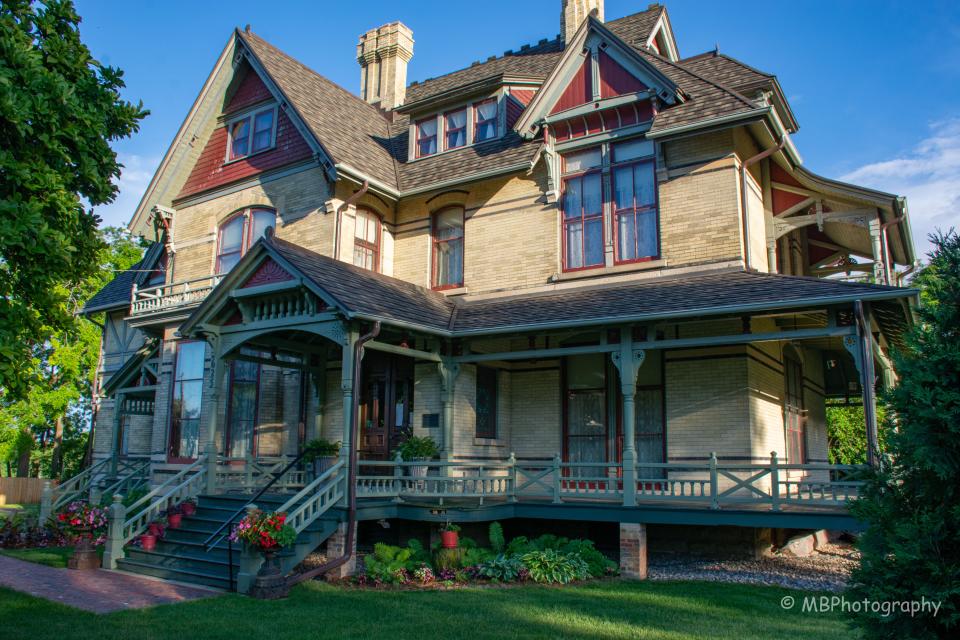 Hearthstone Historic House Museum