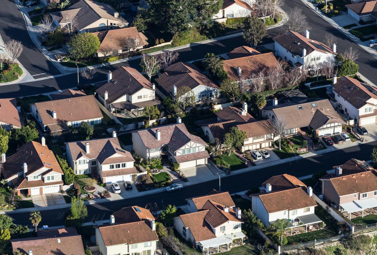 L’appartenance à la classe moyenne est un élément-clé de la vision du monde de la plupart des citoyens, malgré de grandes différences de revenus, de conditions de vie et de travail. Shutterstock