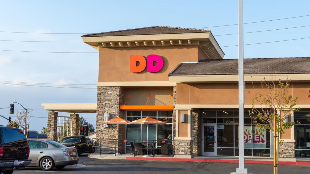 Is Dunkin’ Open on Thanksgiving? What to Know About Its Holiday Hours