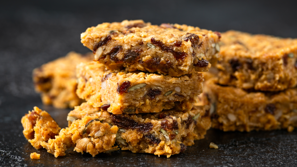 Fruit and nut flapjack