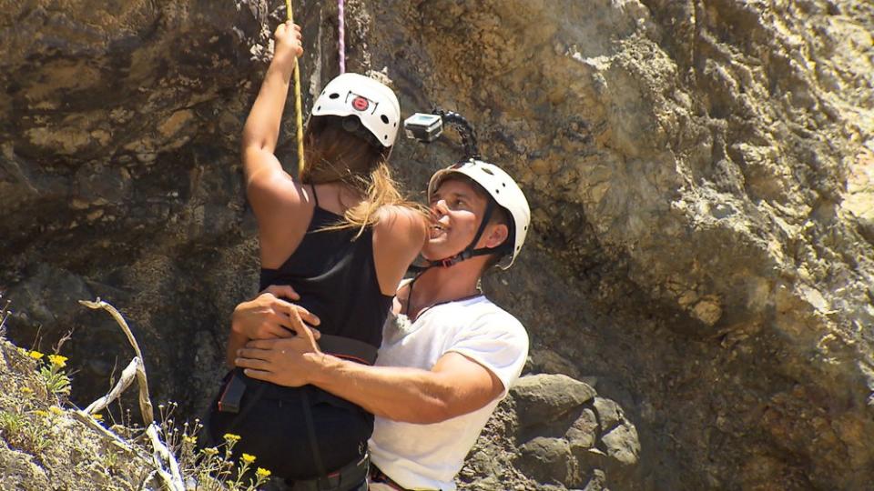 Alisa und Mario: Ab in die Steilwand