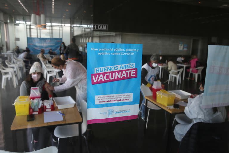 Vacunatorio en el Museo Mar, en Mar del Plata