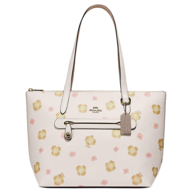 Rare Savings on Dooney & Bourke Wristlets & Bags at Macy's