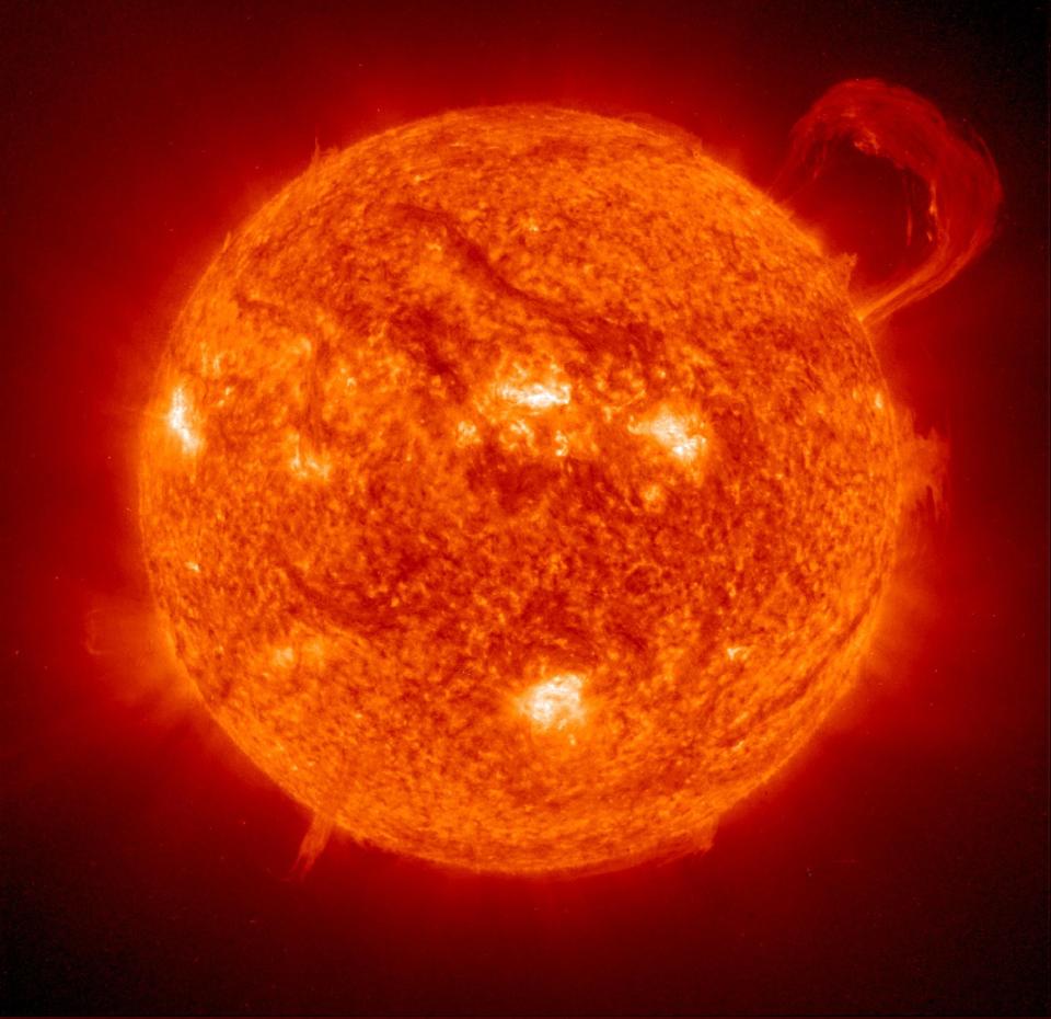 sun solar eruption