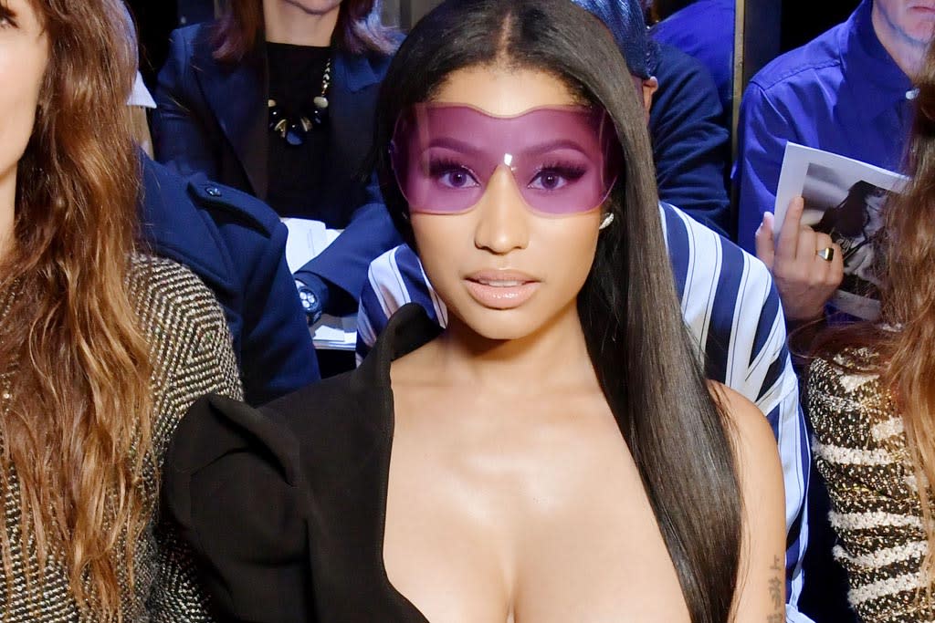 Nicki Minaj pulled a Lil' Kim and hit Fashion Week with one boob