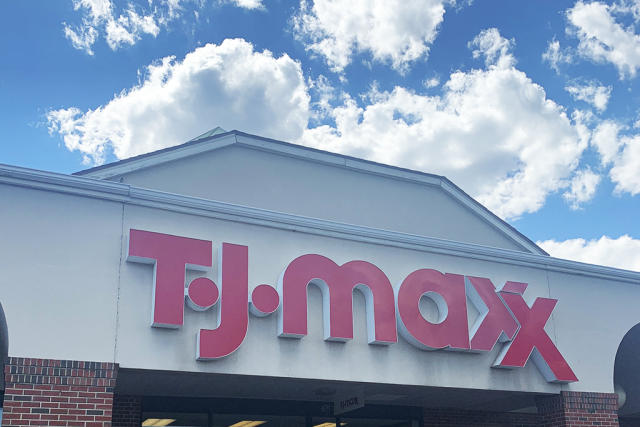 TJ Maxx Parent Lowers Outlook Amid Rising Costs