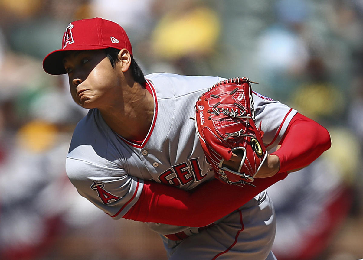 Shohei Ohtani gets mixed results in spring training debut with