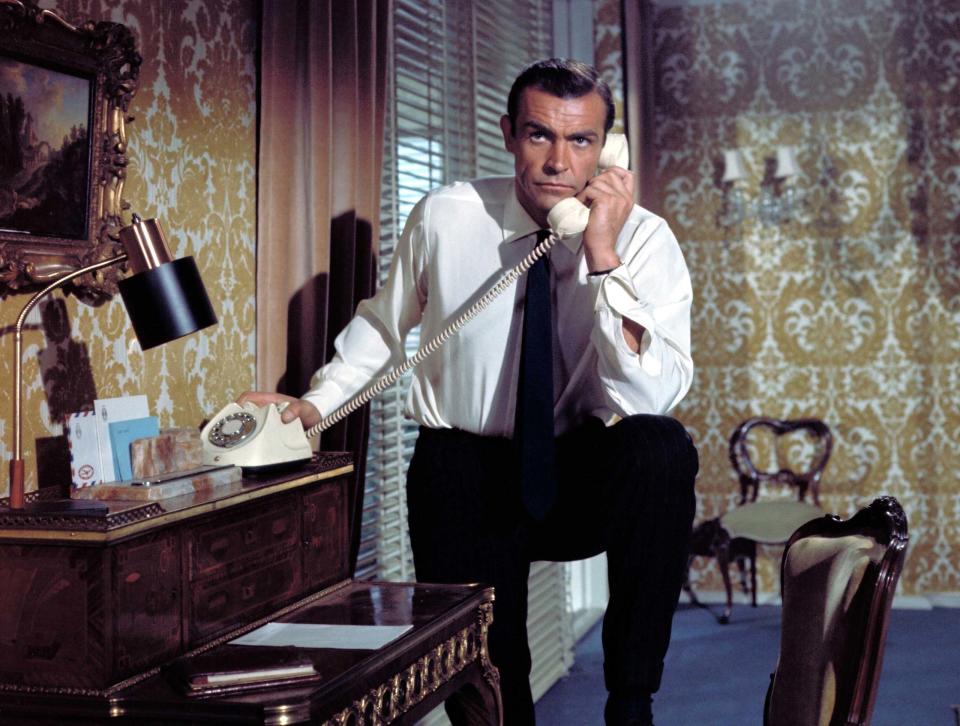 <strong><i>From Russia with Love</i> (1963) - Sean Connery</strong>