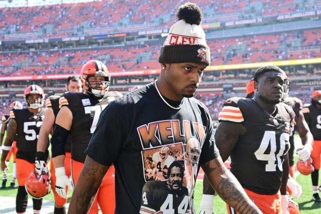 Browns QB Deshaun Watson sitting out with shoulder injury; rookie  Thompson-Robinson starts vs Ravens – NewsNation