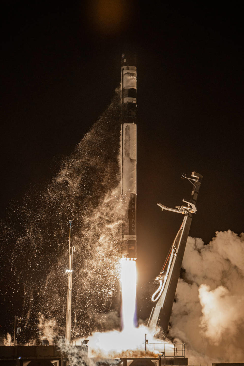 The rocket carrying the CAPSTONE satellite lifts off (NASA)