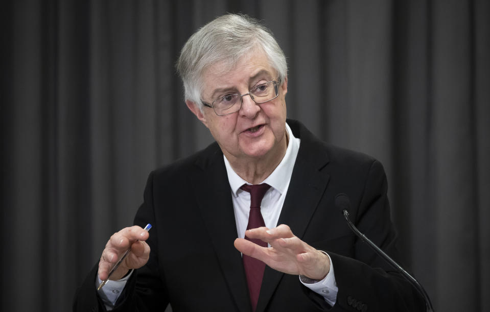 CARDIFF, WALES - DECEMBER 21: First Minister of Wales Mark Drakeford speaks during a press conference at the Welsh Government building in Cathays Park on December 21, 2020 in Cardiff, Wales. Wales went into a Level 4 lockdown from midnight on December 19. All non-essential shops have closed and people have been advised to stay home in a bid to curb the infection rates in one of the worst hit areas of the UK. (Photo by Matthew Horwood/Getty Images)