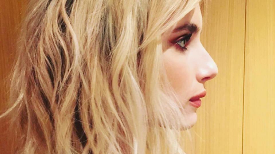 Wellen im Strand-Look: Emma Roberts macht es vor