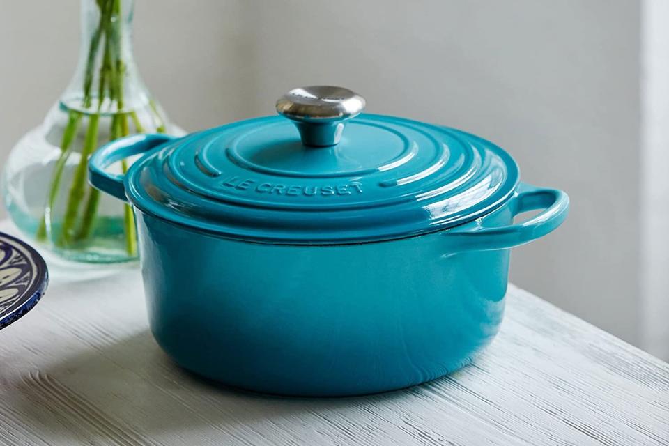 Le Creuset Signature Cast Iron Round Casserole