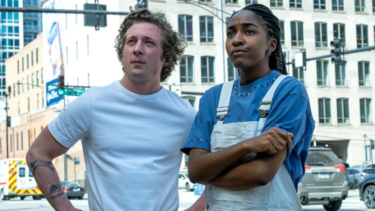  Jeremy Allen White and Ayo Edibiri in The Bear season 2 