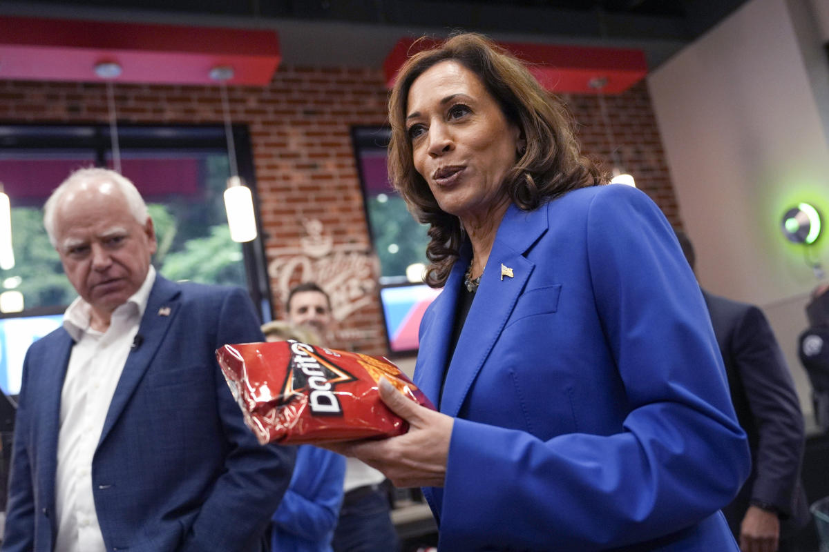 Kamala Harris Shares Personal Stories to Connect with Voters