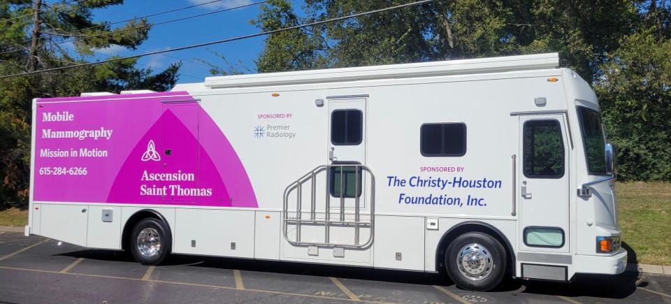 Mobile Mammography Coach Exterior from Ascension Saint Thomas