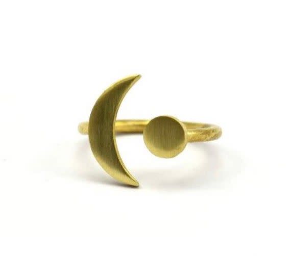 16) Sun Moon Ring