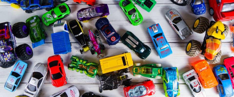 Many small toy cars