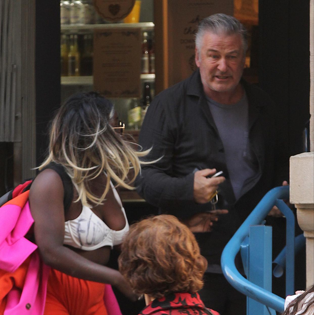 Baldwin appeared to have snatched Crackhead Barney’s phone out of her hands before the irate Emmy winner left.