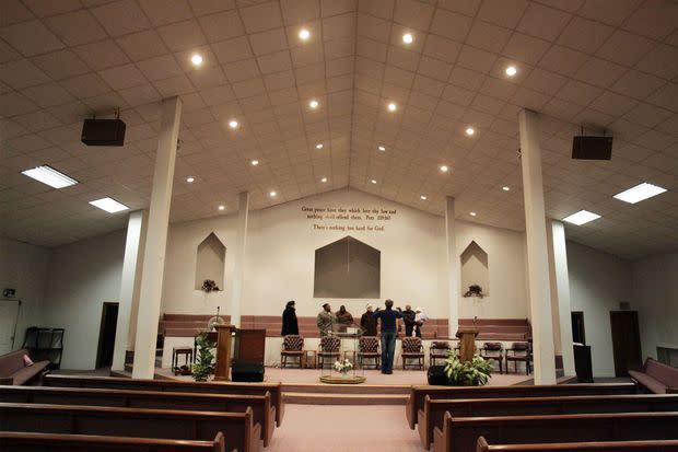 A l'intérieur de la Roberts Temple Church of God in Christ à Chicago.