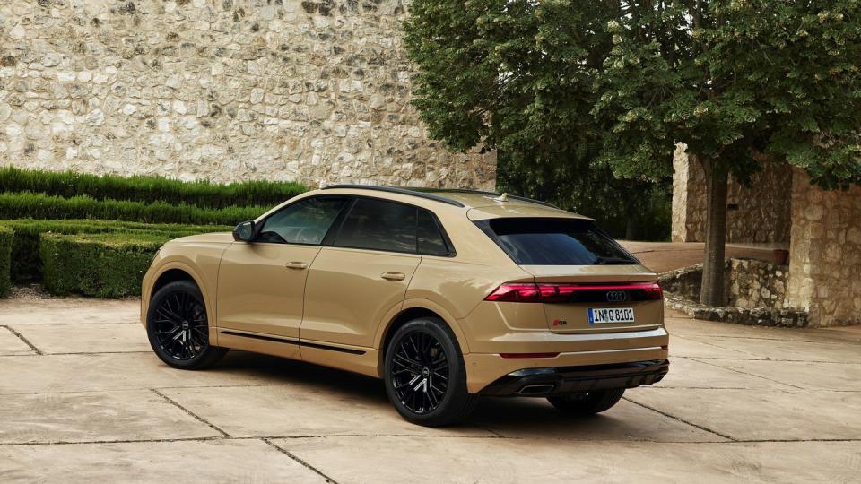 2024 audi q8