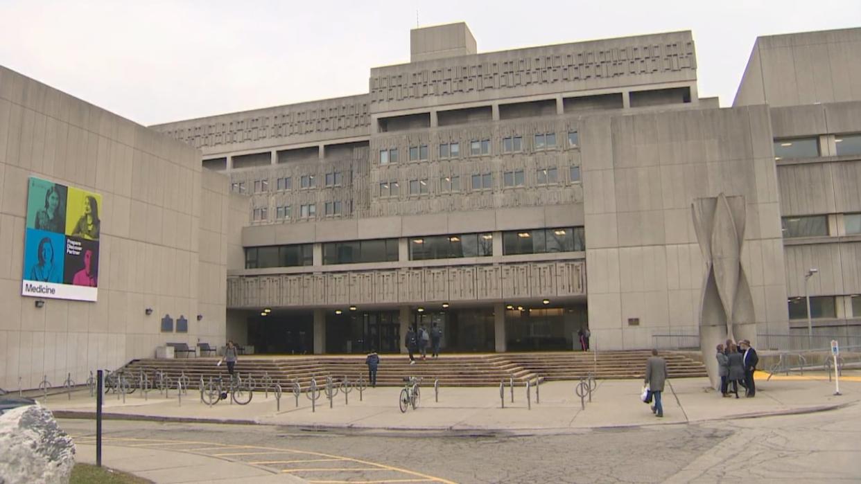 A view of the Medical Sciences Building at the University of Toronto. (CBC - image credit)