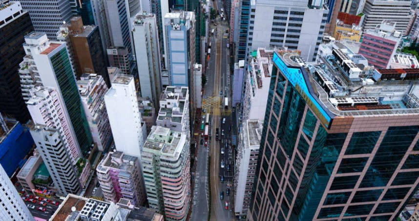 香港餐飲業受疫情打擊嚴重，大量餐飲業者因繳不起租金而被迫結業。（示意圖／Pixabay）