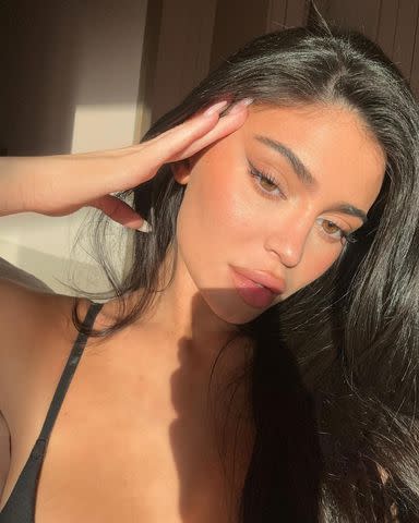 Kylie Jenner Shows Off The Skims Push-Up Bra In A TikTok Video—And Now We  Need One! - SHEfinds