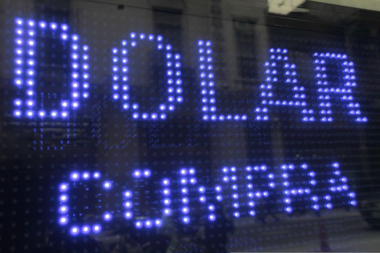 Dólar blue hoy: a cuánto cotiza el lunes 1 de marzo
