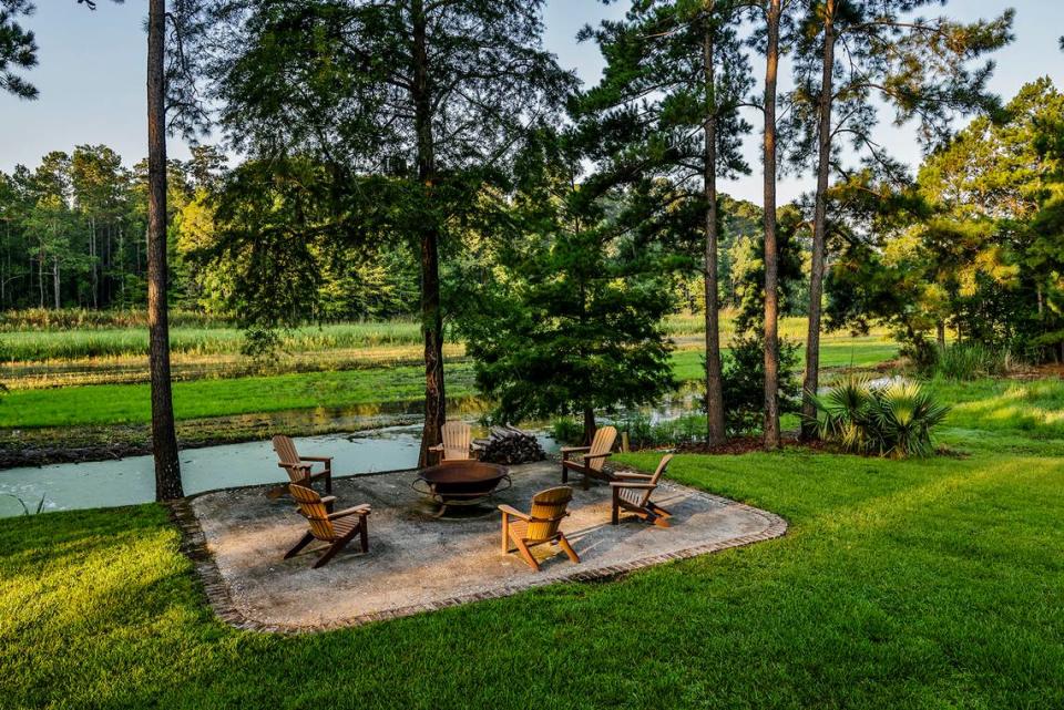 A sitting area by water at the Dover estate in Georgetown, South Carolina.