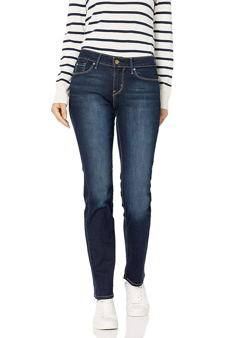 Signature by Levi Strauss & Co. Gold Label Women's Modern Straight Jeans